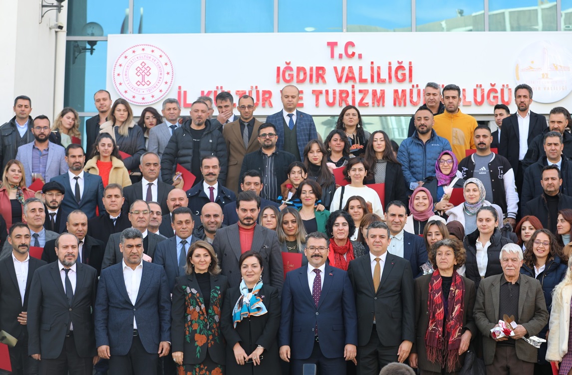 24 Kasım Öğretmenler Günü Kutlama Programı Valimiz Ercan Turan'ın Katılımıyla Gerçekleşti
