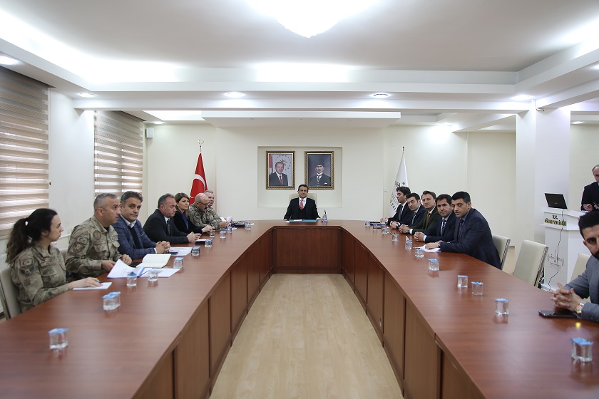 Okul Güvenliği Toplantısı Vali Vekili Abdulkadir Şahin Başkanlığında Gerçekleştirildi
